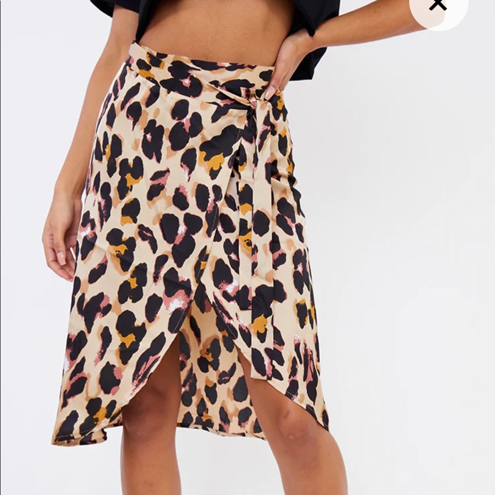 LEOPARD WRAP SKIRT